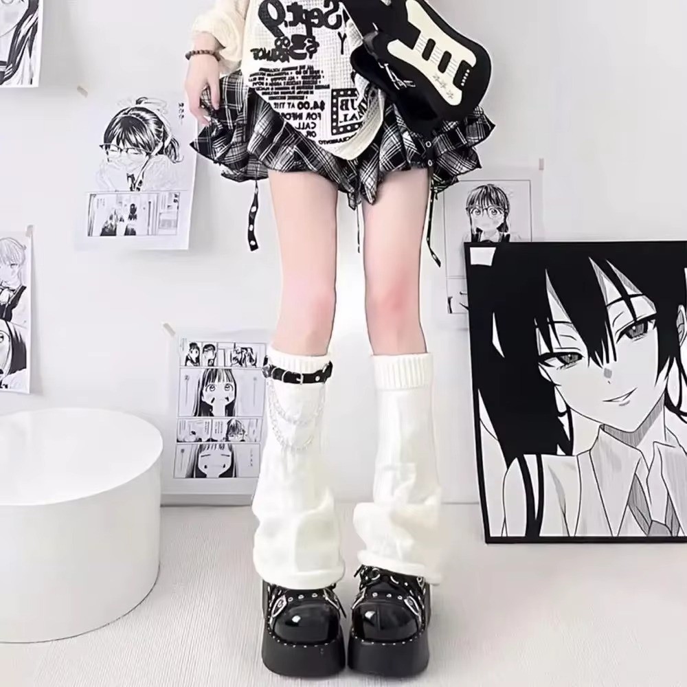 ゴシック系の原宿風ニットレッグウォーマー、ルーズなニットチェ - Boot Sock Slouchy のレビューと価格